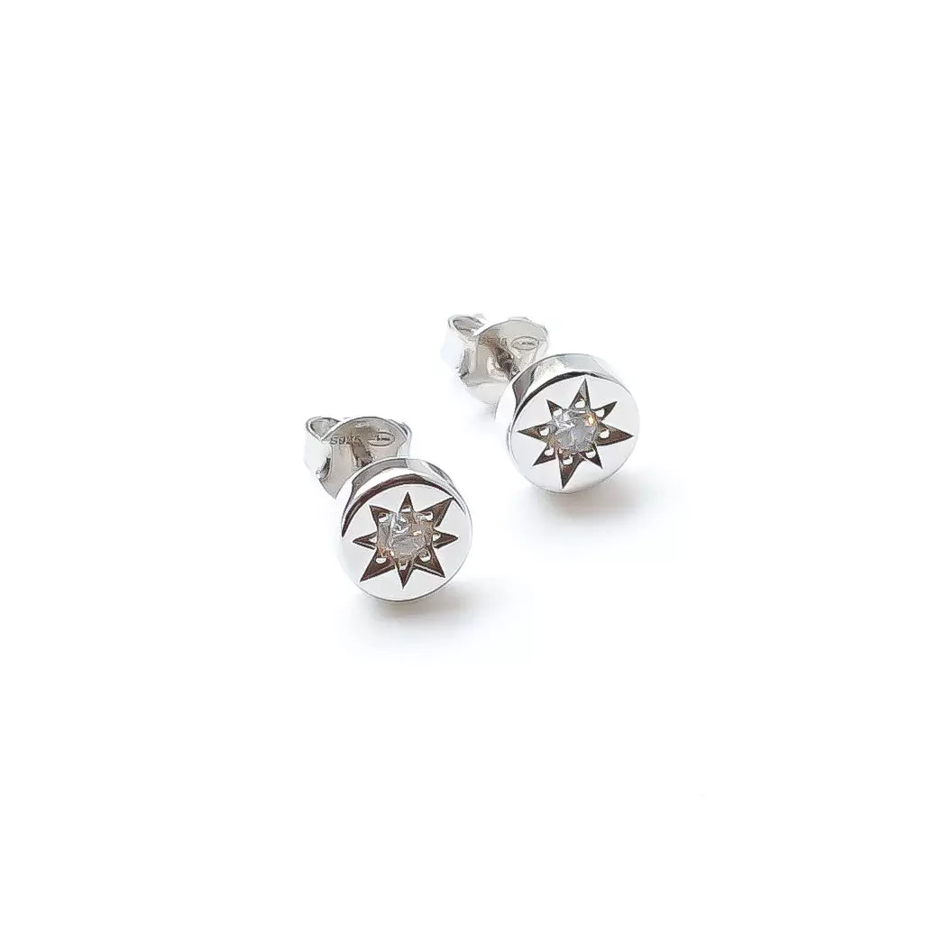 boucles d'oreilles femme collection mon soleil en argent en forme de rond serties d'un zircon couleur cristal dans une étoile