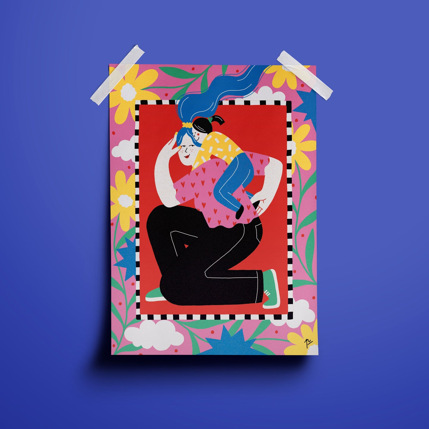 Illustration accrochée à un mur Mama Love de Perrine Honoré d'un enfant s'accrochant au dos de sa mère 