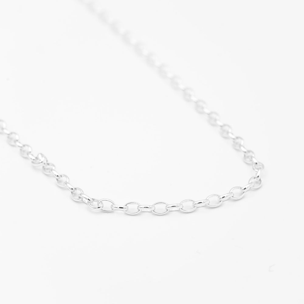 chaine jaseron en argent faite de petites mailles